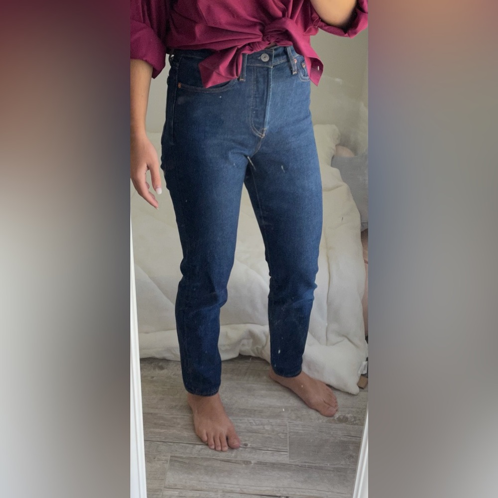 *Like New* Levi Dark Blue Wedgie Size 26 - Picture 1 of 11